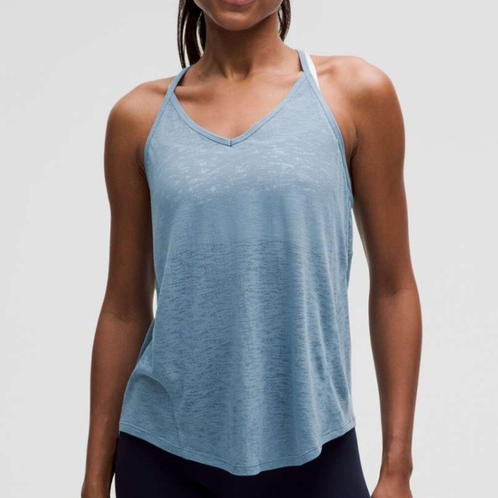 Lululemon Tie-Back Lightweight Yoga Tank Top / Utility Blue / Size 4 - LW1ENTS